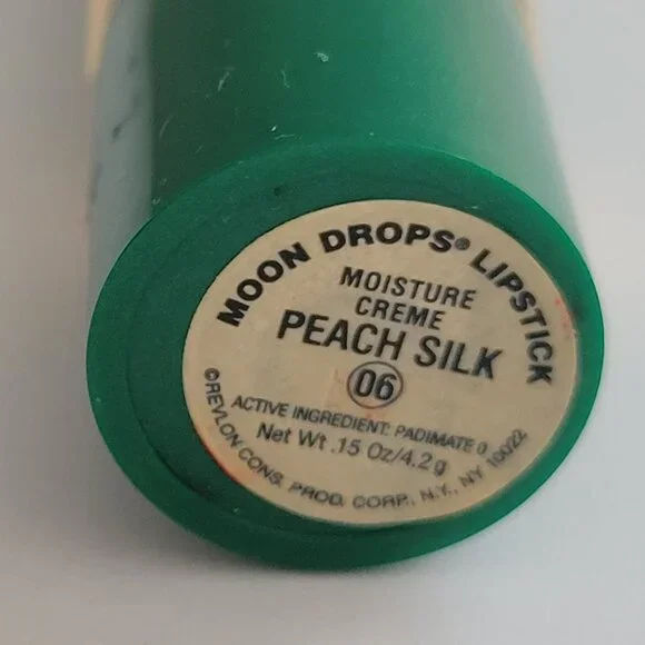 Revlon Moon Drops Moisture Creme Lipstick Creme 06 PEACH SILK Full Size New